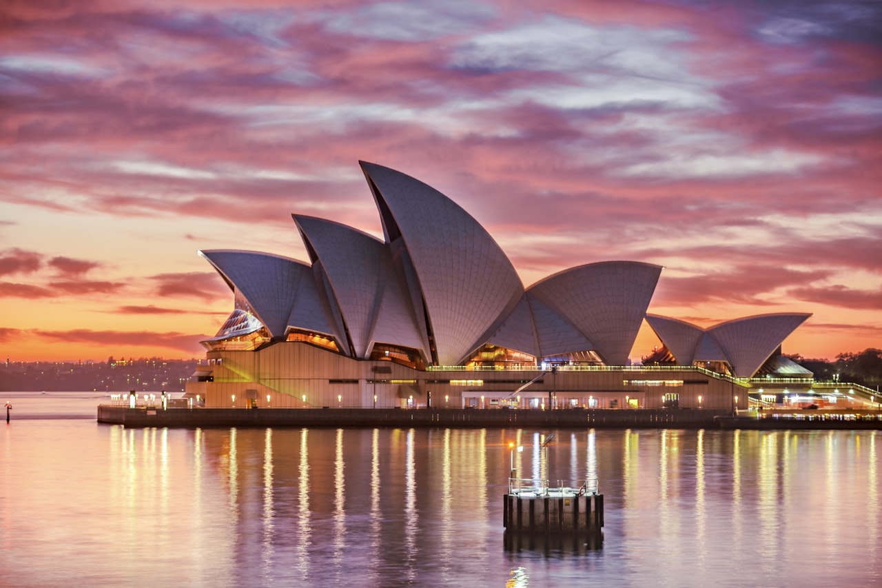 Sydney Opera House saat senja